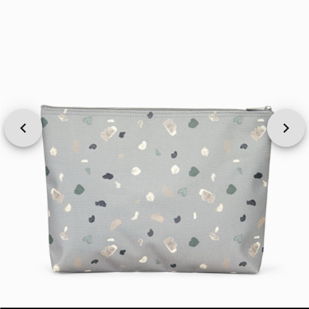 NWT Thirty-One Zipper Pouch - Whisper Grey Terrazzo